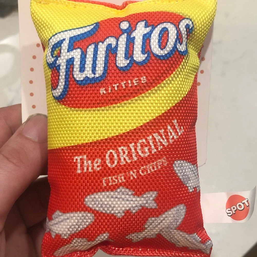 Fun Food Kitty Chips Catnip Toy - Red and Yellow Furitos